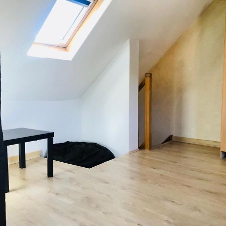 Ferienwohnung Comfy Duplex In The Middle Of Fontainebleau Exterior foto