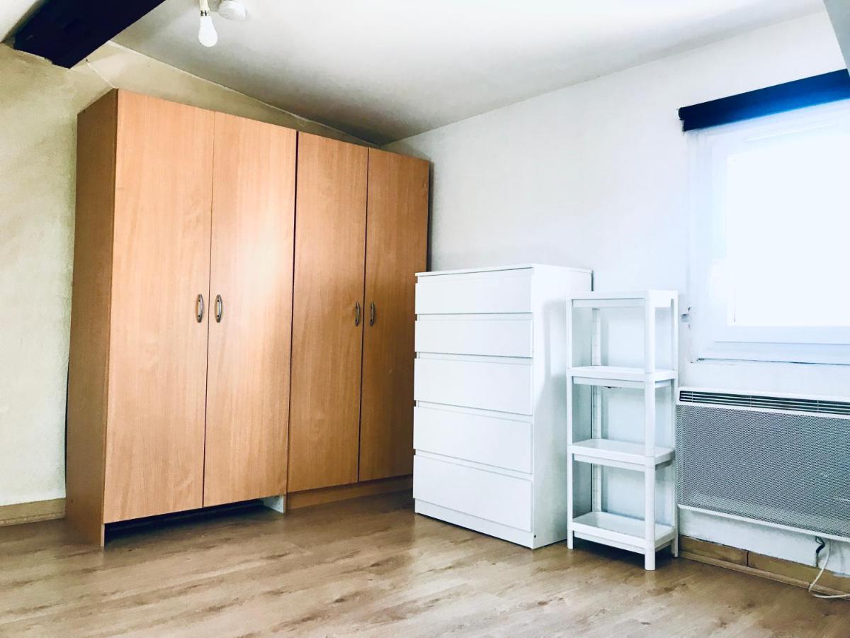 Ferienwohnung Comfy Duplex In The Middle Of Fontainebleau Exterior foto
